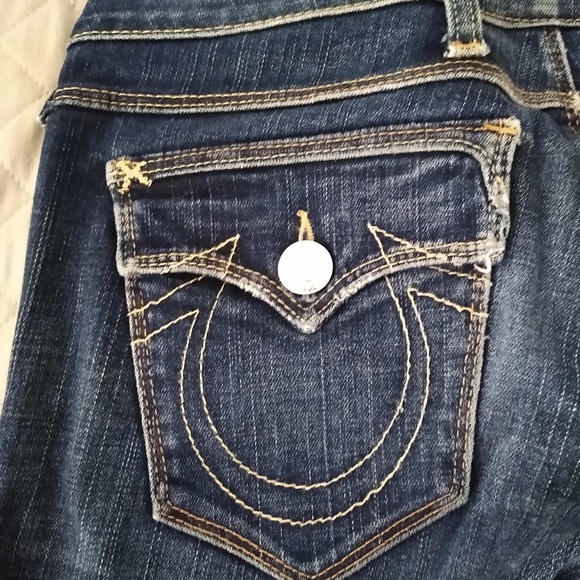 Distressed True Religion Jeans - Picture 4 of 6